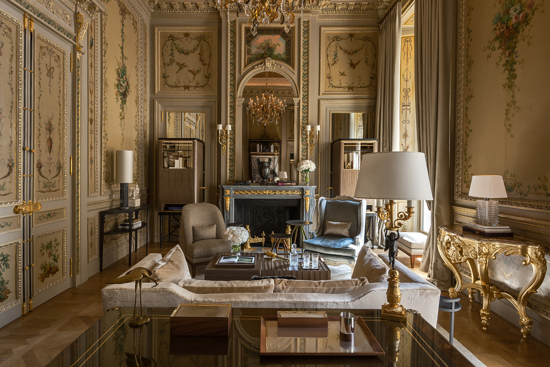 مكان الإقامة المقترح: Hôtel de Crillon Image 2